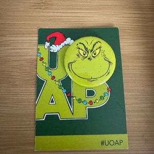 Universal Studios Passholder Grinch Button Pin